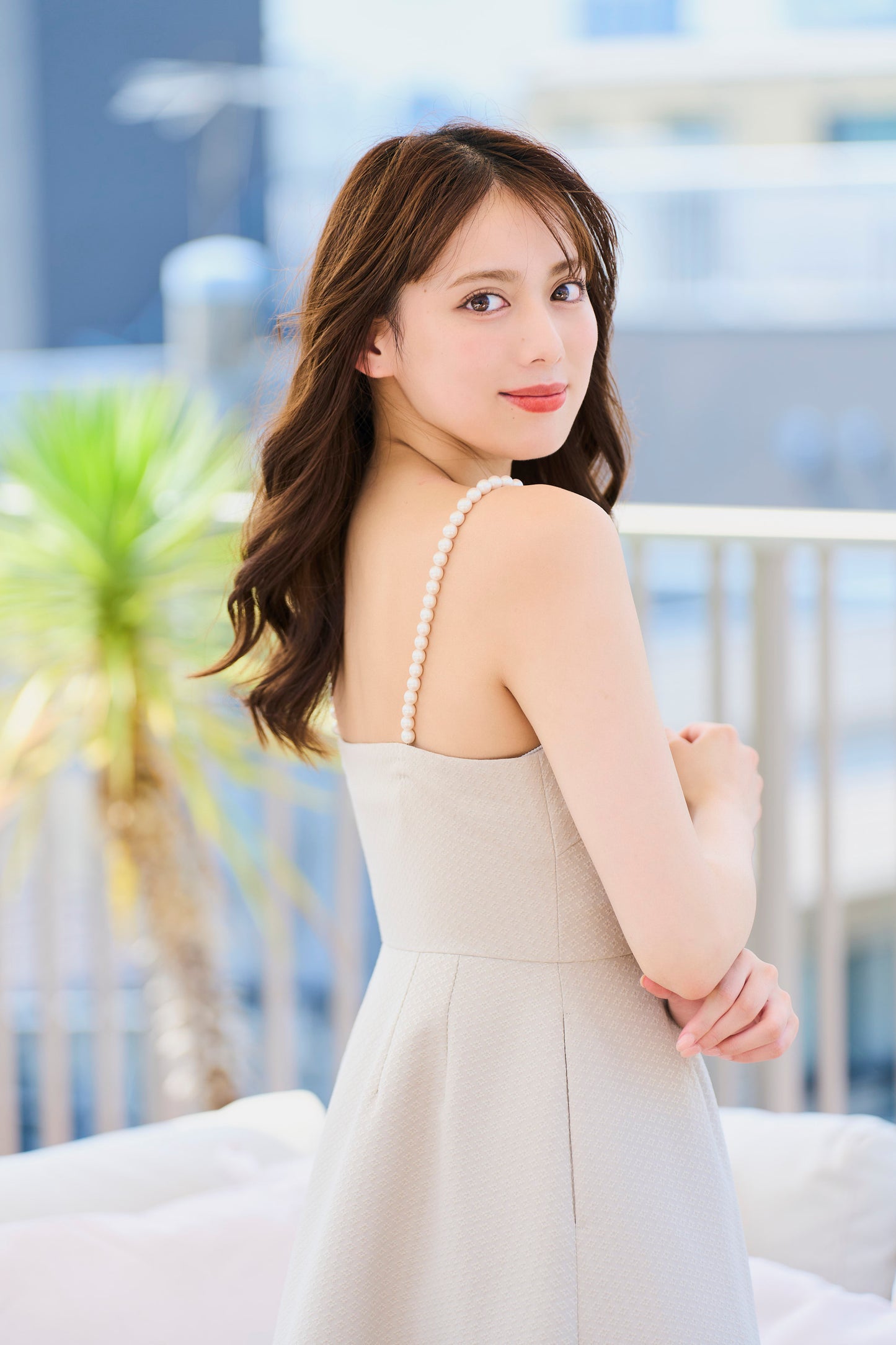 パールストラップロングドレス