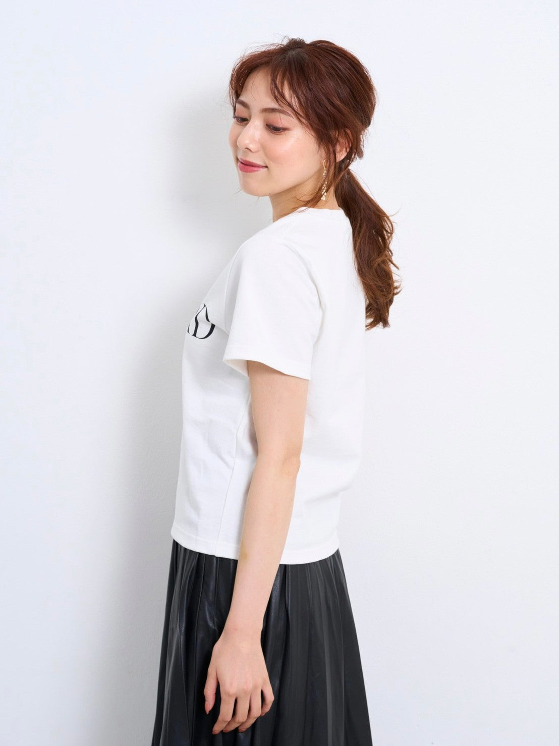 ロゴTシャツ