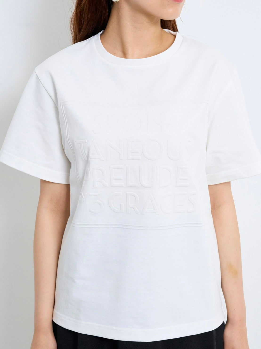エンボスTシャツ