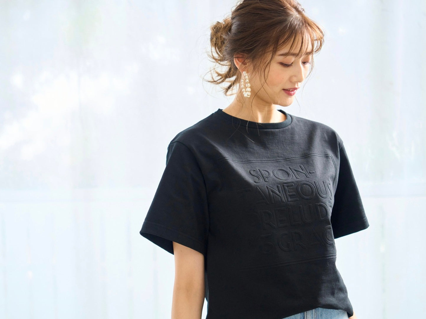 エンボスTシャツ