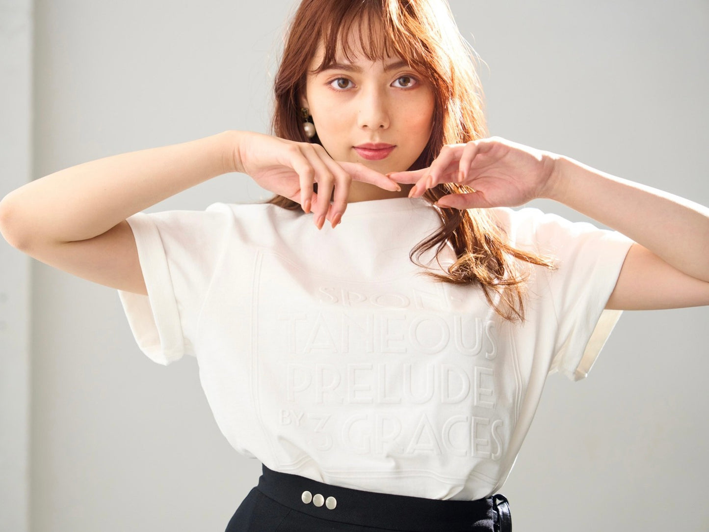 エンボスTシャツ